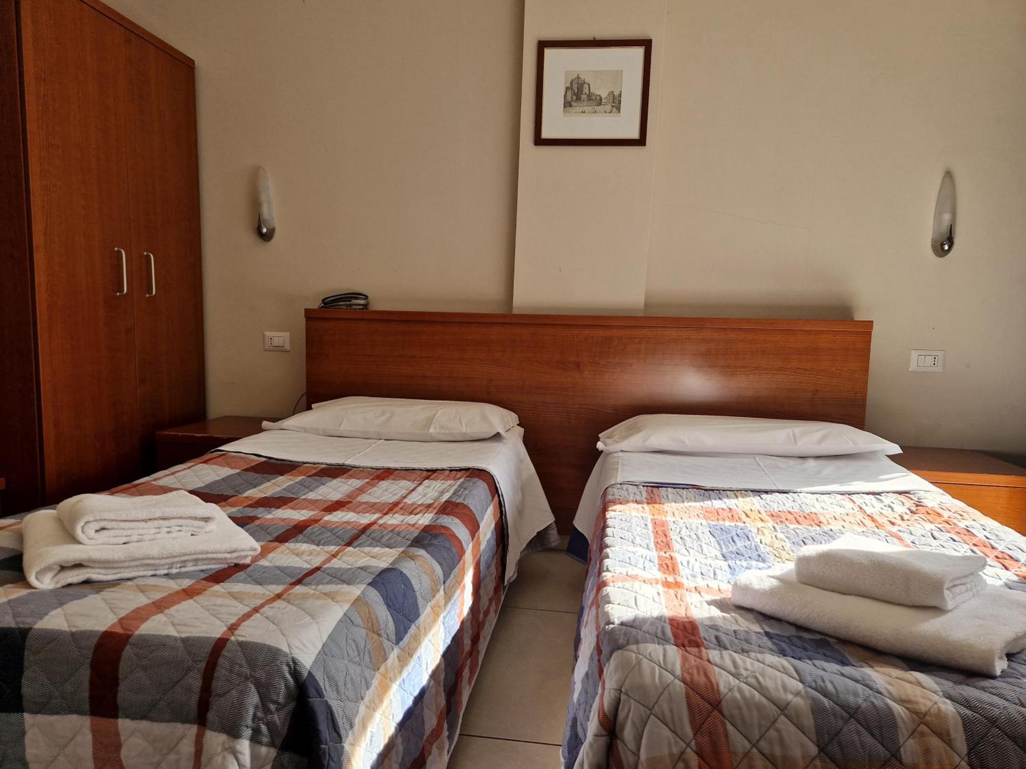 Hotel Bonola ميلان المظهر الخارجي الصورة