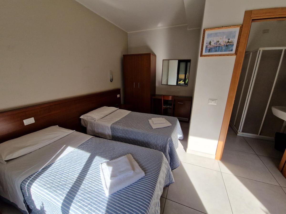 Hotel Bonola ميلان المظهر الخارجي الصورة