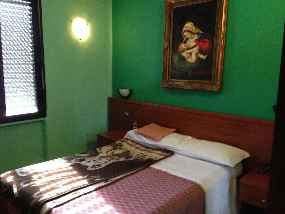Hotel Bonola ميلان المظهر الخارجي الصورة