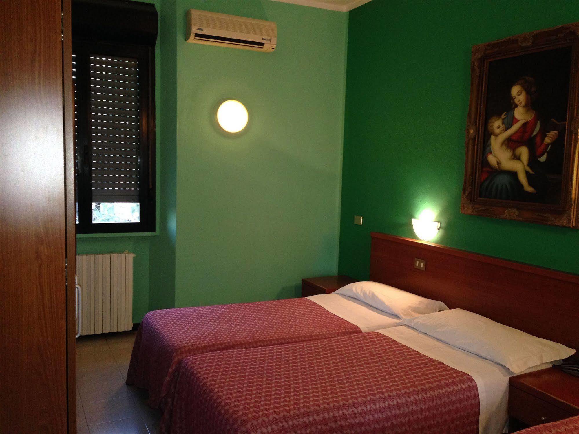 Hotel Bonola ميلان المظهر الخارجي الصورة